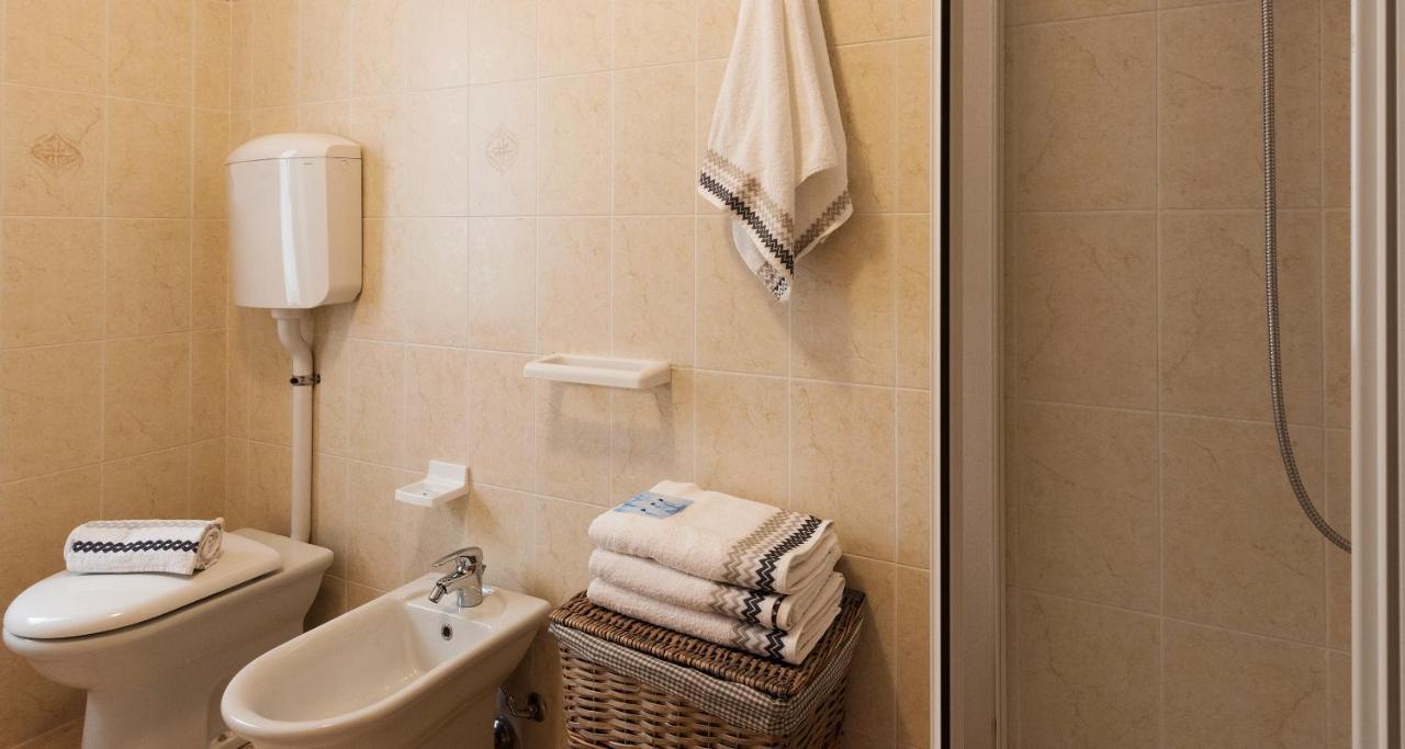 Lanterna Apartments Киеза ин Валмаленко Екстериор снимка